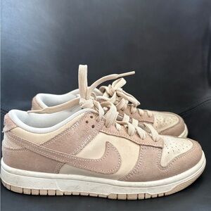 Nike Women's Beige and Cream Sneakers